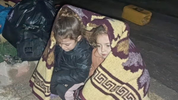 کارەساتی مرۆیی لە کۆبانێ؛ پێنج منداڵ بەهۆی سەرما و گەمارۆوە گیانیان لەدەستدا